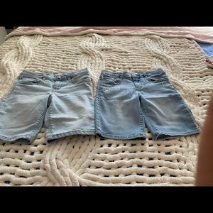 2 pairs of shorts
